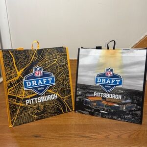 NFL 2026 PITTSBURGH DRAFT LIMITED REUSABLE SHOPPING/TOTE BAGS 2. NEW WITH TAG.
